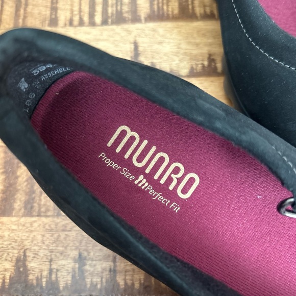 Munro American Black Suede Leather Slip On Wedge Mary Jane Shoes Women Size 7 - Picture 5 of 5